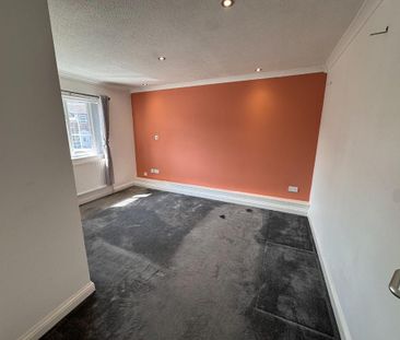 4 bedroom detached house to rent - Photo 6