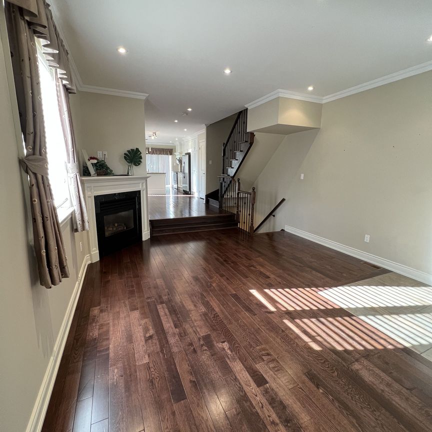 For Lease - 216B Finch Avenue, Toronto, Ontario - Photo 1