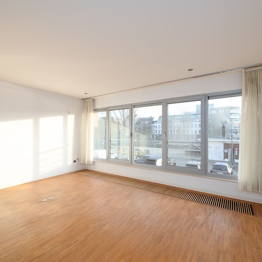 Appartement voor € 2.850 - Photo 1