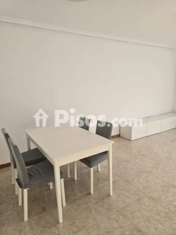 Piso en alquiler en Oeste - Photo 2