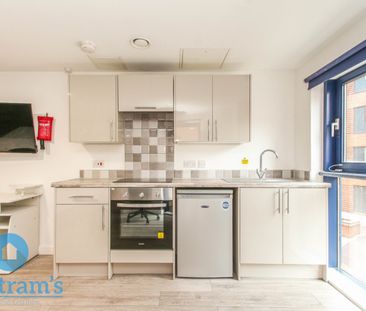 1 bed Apartment for Rent - Photo 5