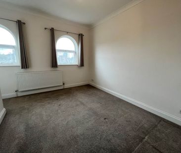 2 bed Terraced for rent - Photo 5