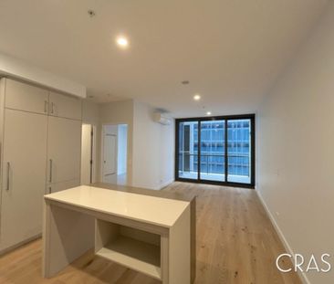 Spacious Inner-City NV Apartment - Photo 2