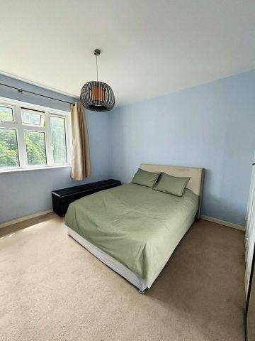 Room in a Shared Flat, Stunning Double Room In South Kensin, SW3 - Photo 3