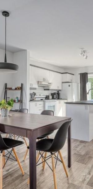 Logement 4 ½ sur deux étages à louer - Photo 1