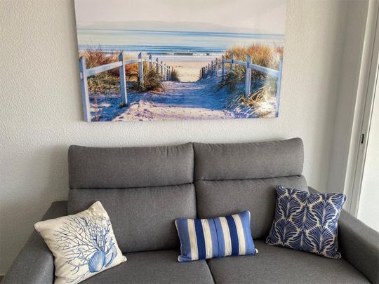 Piso de alquiler en Avenida de la Armada Española, 18, Playa Poniente - Photo 1