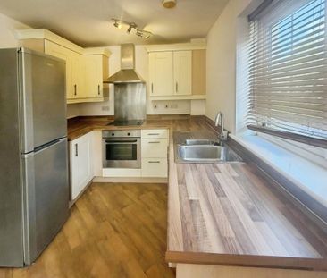 Moorland Green, Gorseinon - Photo 4