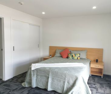 One Bedroom Furnished Apartment - Photo 3