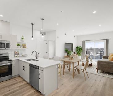 Hawthorne: Black Accents – 1800 Leila - Photo 4