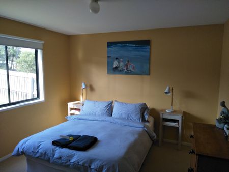 COASTAL AND LOW MAINTENANCE HOME - Photo 3