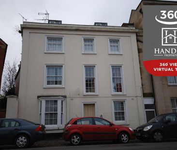 5 bedroom flat to rent - Photo 1