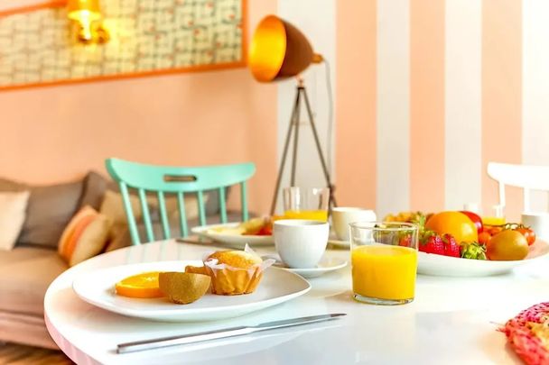 Carrer de Saragossa, Barcelona, Catalonia 08006 - Photo 1