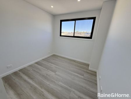 Stunning Modern Home Packed with High-End Features - Photo 5