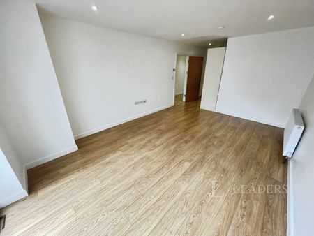 2 bedroom apartment to rent Bedford Heights - 2 bedroom apartment - Central Luton - Unfurnished - No Parking - Photo 4