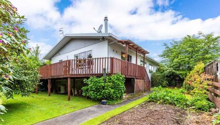 A real cutie in Richmond Heights - Photo 4