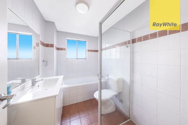 Spacious and Convenient - Photo 1