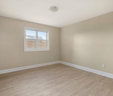 For Lease - 539 Armstrong Road Unit# 516, Kingston, Ontario - Photo 4