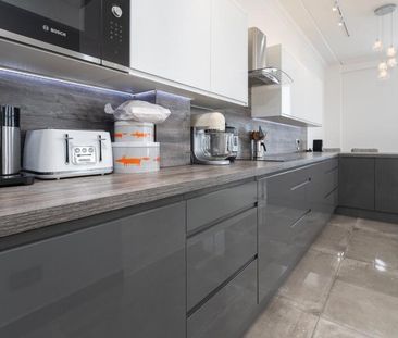 2 bedroom flat to rent - Photo 6