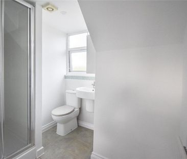 3 bedroom end of terrace house to rent - Photo 5