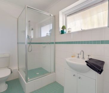 Ideal Inner-City Home in a Vibrant Flemington Setting - Photo 4