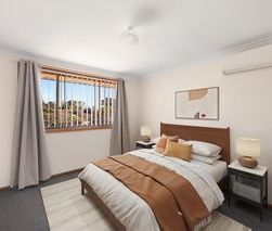 Freshly Updated 3-Bedroom Townhouse in Convenient Location - Photo 4