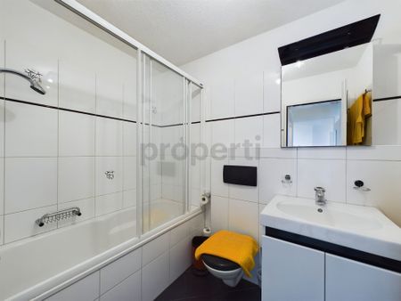 Hervorragende Möblierte 2.5-Zimmer Wohnung in Buchs, Zürich - Photo 2