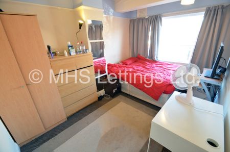 4 Bedroom Semi-Detached House for rent in Derwentwater Terrace - Photo 5