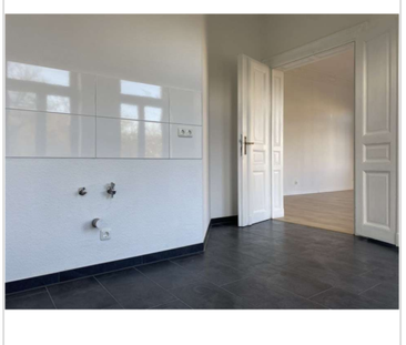 Sehr helle Altbauwohnung mit Stuck in Reudnitz (Nachmiete) - Photo 2