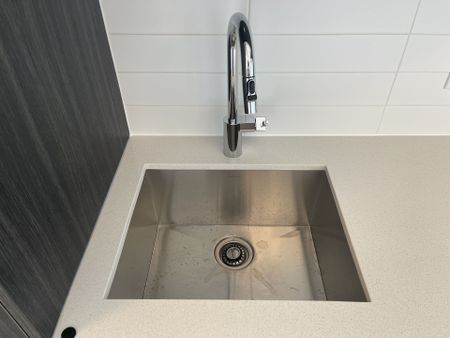 For Lease - 8 Widmer Street Unit# 3215, Toronto, Ontario - Photo 4