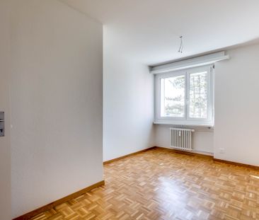 Wohnung mit grossem Schlafzimmer - der Frühling kann kommen. - Photo 5