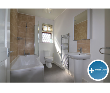 2 bedroom terraced house to rent - Photo 4