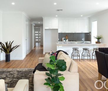 Open The Door To Family Space & Easy City Living - Photo 3