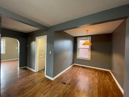 For Lease - 64 Edward Street, St. Thomas, Ontario - Photo 2