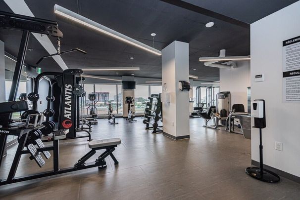 Nouveauté sur le marché Appartement à louer - Laval (Chomedey) (Carrefour Saint-Martin) - Photo 1