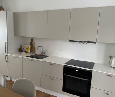 Lys og rummelig lejlighed med fantastisk udsigt over fjorden - Foto 3