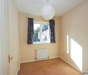 2 bedroom property to rent in Bracknell - Photo 1