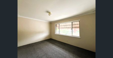 A Family Sized Terrace Home! - Photo 4