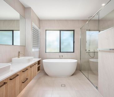 IMMACULATE HOME WITH INTERNAL LIFT - Photo 6