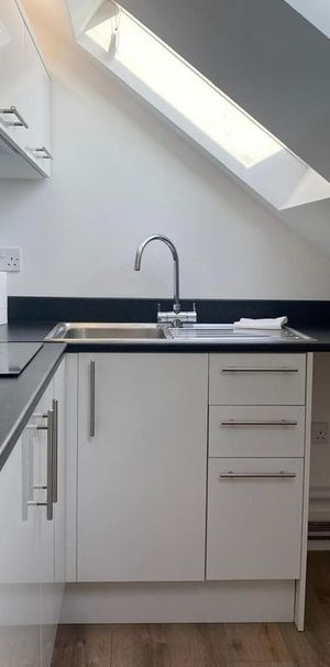 Studio to rent - Photo 1