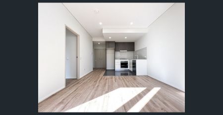 Waterloo One Bedroom - Photo 3