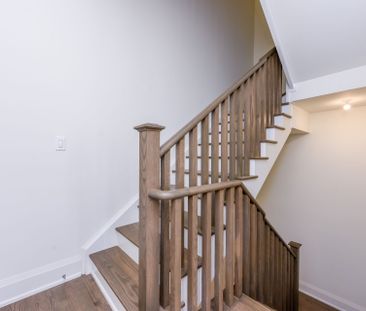 For Lease - 3306 umar Avenue, Oakville, Ontario - Photo 4