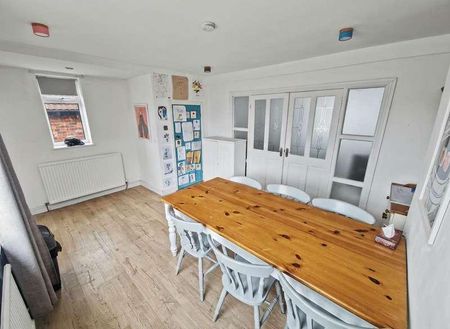 Ridge Crescent, Whitefield, M45 - Photo 5