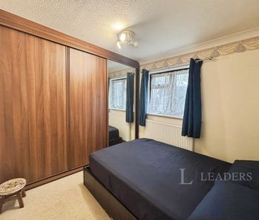3 bedroom terraced to rent Lode Avenue, Waterbeach - Photo 2