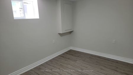 For Lease - 619 Trudale Court Unit# Lwr Lvl, Oakville, Ontario - Photo 4