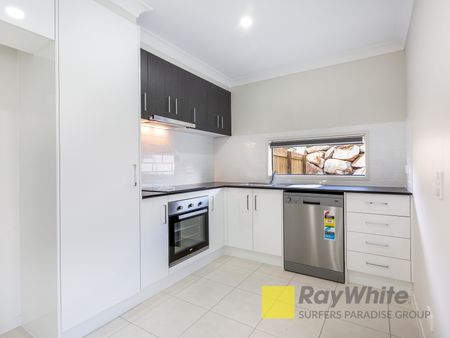 GREAT SIZE 2 BEDROOM HOME! - Photo 5