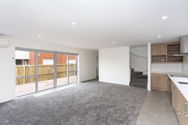 Riccarton – Modern Townhouse, 3 Bed/2bath, Immaculately presented! - Photo 1