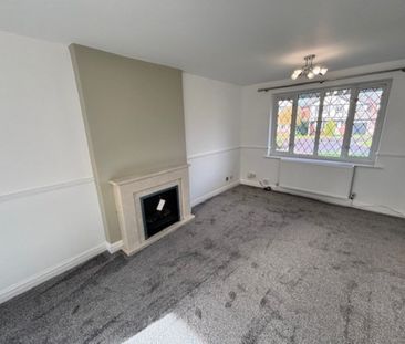 Leadale, Preston - Photo 1