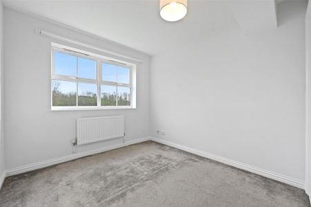 2 bedroom property to rent - Photo 2