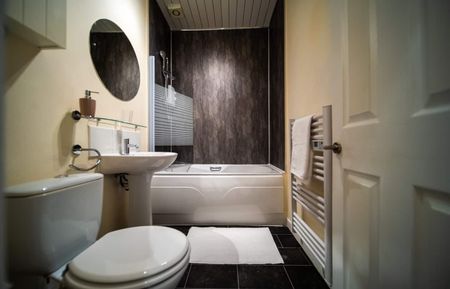 1 Bed Flat, Hollybank Place, AB11 - Photo 5