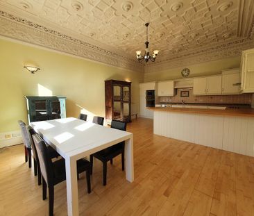 3 bedroom apartment to rent - Photo 5